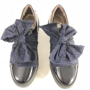 AGI Leather Bow Platform Sneaker